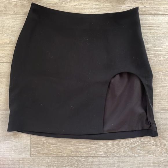 Mônot mini skirt set - Picture 5 of 9